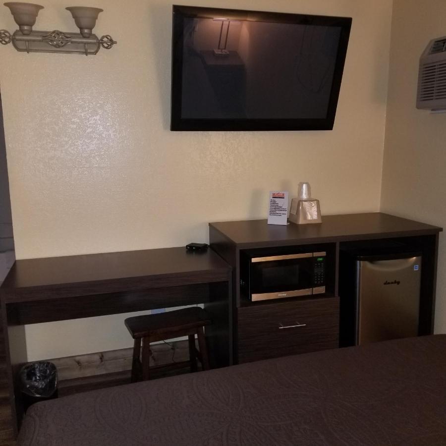 Frontier Lodge 랜더 외부 사진