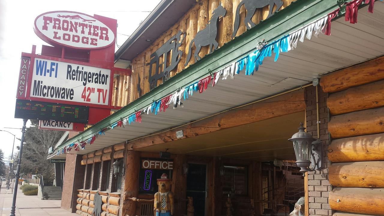 Frontier Lodge 랜더 외부 사진